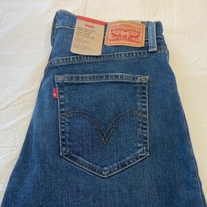 Levi's Classic Denim Jeans with Signature Pocket
